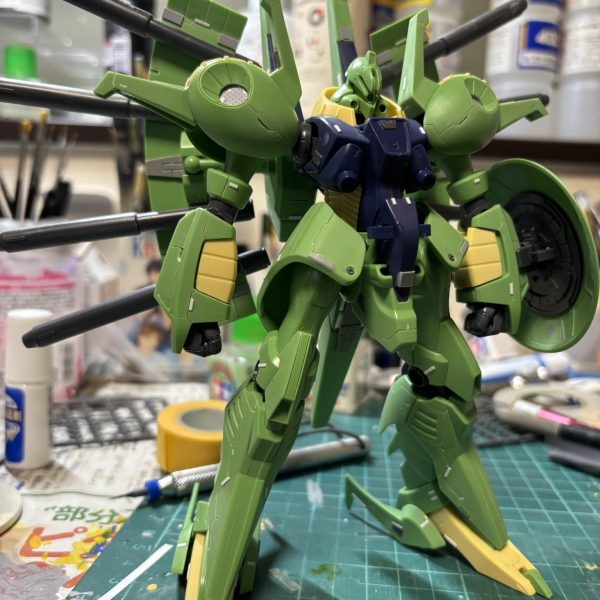 HGUCパラスアテナを制作中です。基本工作がほぼほぼ終了し、表面処理前に投稿させていただきました。（5枚目）