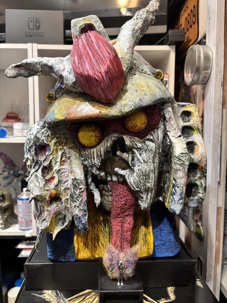 悪夢を見ているジオン兵は旧キット1/60のジオン兵のポーズを変えて。後のモヤモヤエフェクトがお気に入りです。