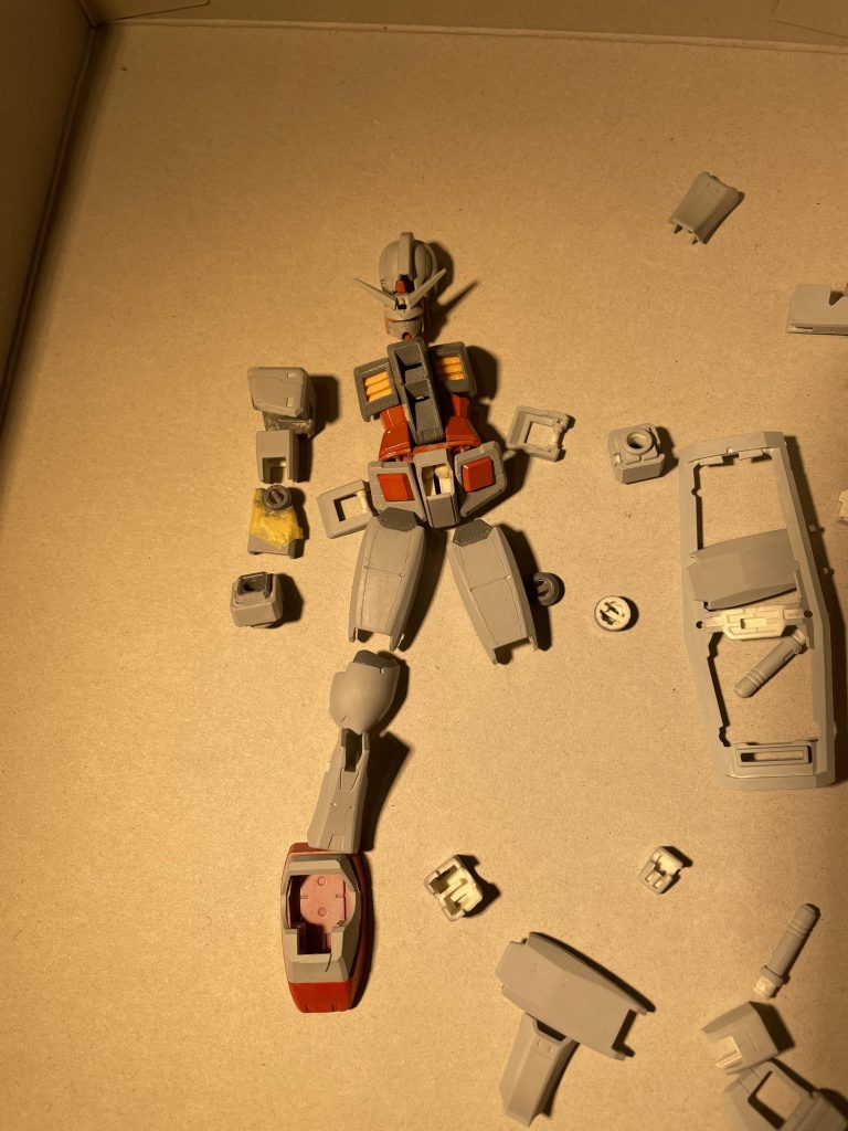 作品名：GUNDAM BEYOND GLOBAL 作成途中④<p>だいぶ完成形が見えてきました、筆塗りがこんなにしんどいとは… 前回のジムはかなりの部分をスポンジで塗ったのですが今回は下地だけスプレーを使ってあとは全部筆塗りにしてみました やはり加減がまだわかってないせいか厚ぼったくな […]</p>
