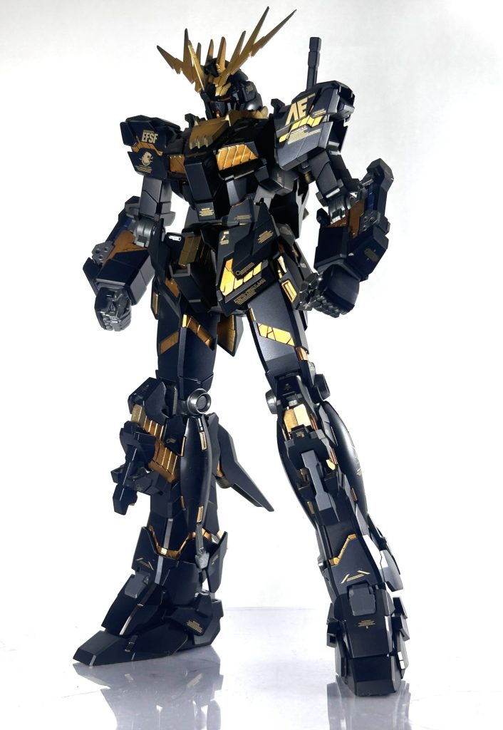 まずは素立アームドアーマーのランナーを整理した際に廃棄してしまったみたいで、本体からです。ユニコーンはシンプルですが洗練されていてカッチョいいです✨ランナーを整理の際は皆様お気をつけて笑