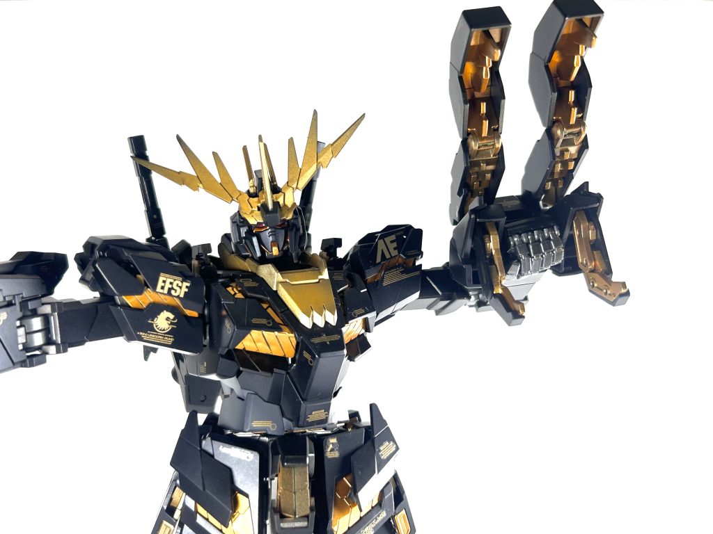 右腕 アームドアーマードVN私のイチオシ武装の振動する爪‼️コイツが大好きや