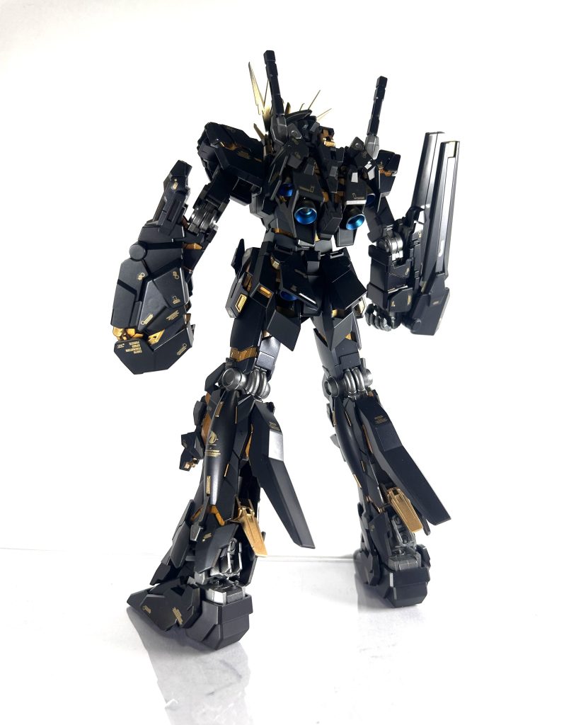 背面もディテールが多く、バックパックも精密でカッチョいいです✨