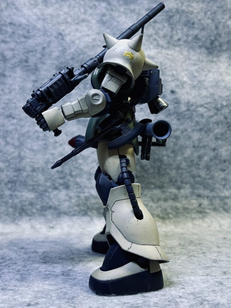 名もなき軍曹の搭乗機ってことで〜強そうで弱そうなところを目指しました💦一応、接近戦時の護身用ヒートホークも装備👍