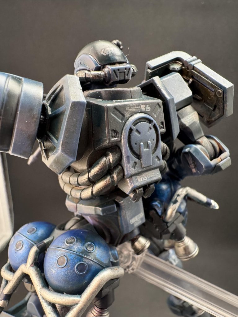 背面デカール部アップ…30MMの日本語付きデカールを使用して、警告、注意なのを貼ってます…目立たないけど…