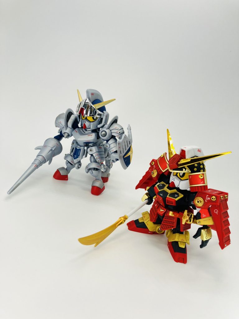 「む、四つ足の妙な輩が、、何やつ⁉️」「、、いつか、どこかで会ったことがある、見覚えのある鎧、、」