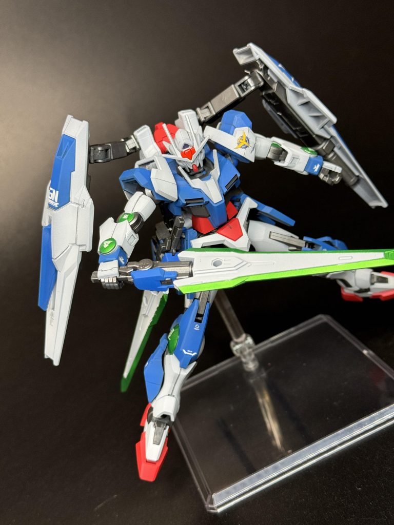 GNソードII.Eダブルオーライザー時に使用したGNソードⅢより取り回しを優先させたGNソードの強化版。