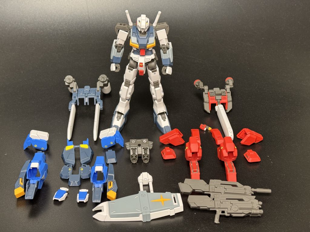 それぞれのアーマーパーツは着脱式なので好きな組み合わせで装着するのも面白いかも🤔