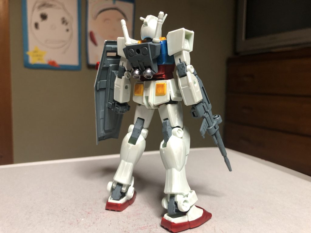 ガンダム–3枚目/制作者：ヤマト糊@fcmpCXyhsk1RJ7p