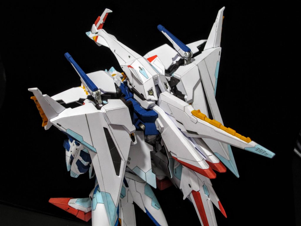 斜め上から。大きすぎで、カメラのアングルに入れるのに苦労します。