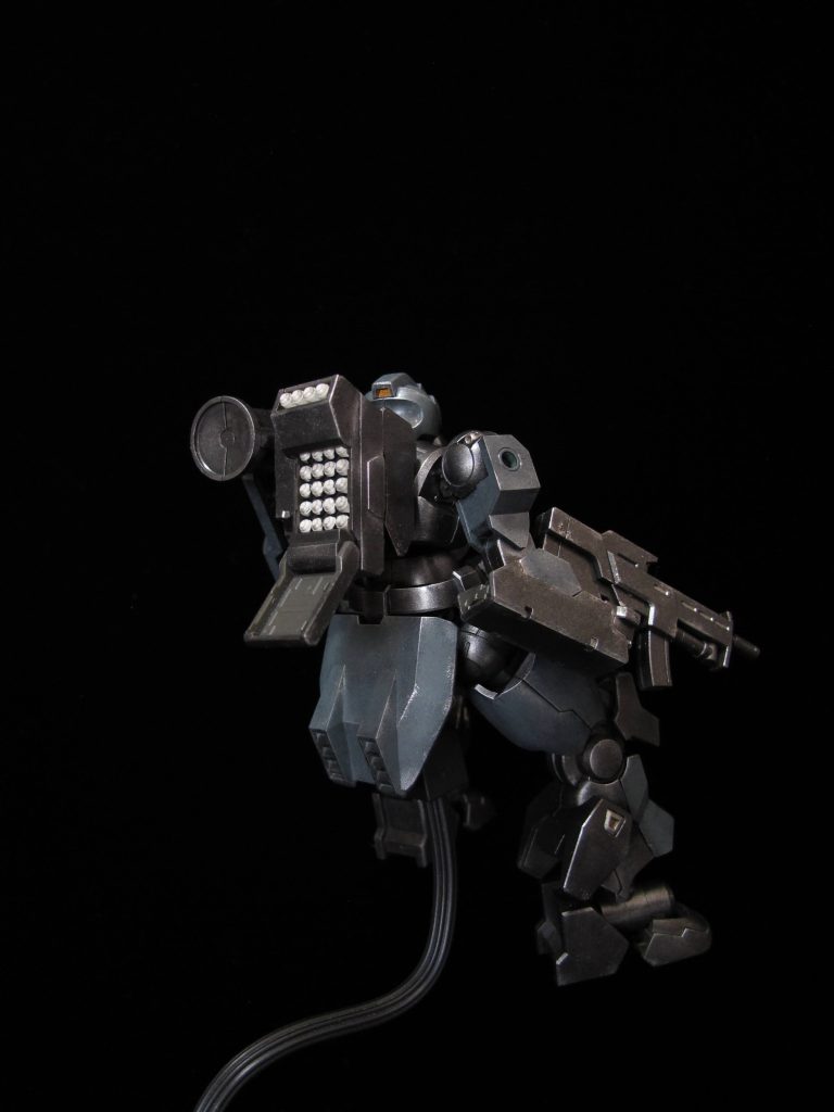 A装備バックショット。ミサイルの塗分けが手間ですね…