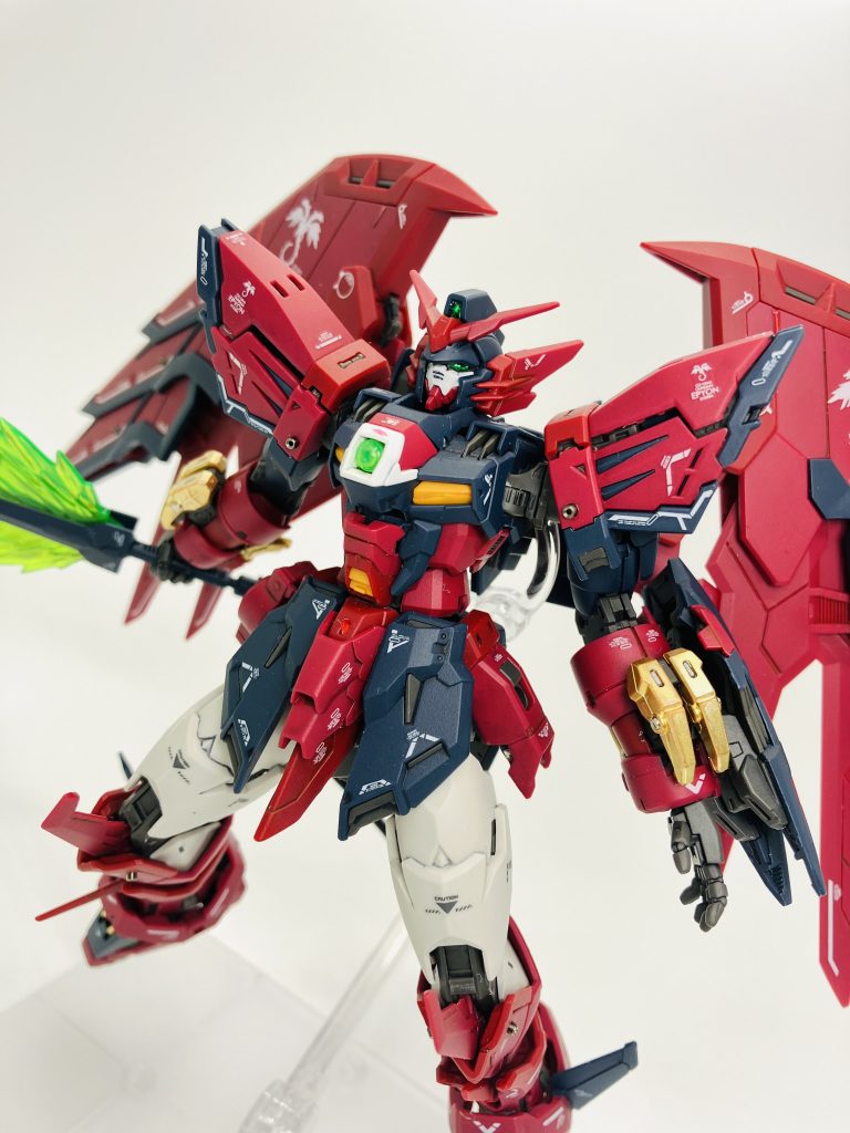 ドラゴンの👀目や胸部グリーンのクリアパーツはコンパウンドで磨きましたが、軟質素材だったのでイマイチ、結局いつものレジン頼り🥺