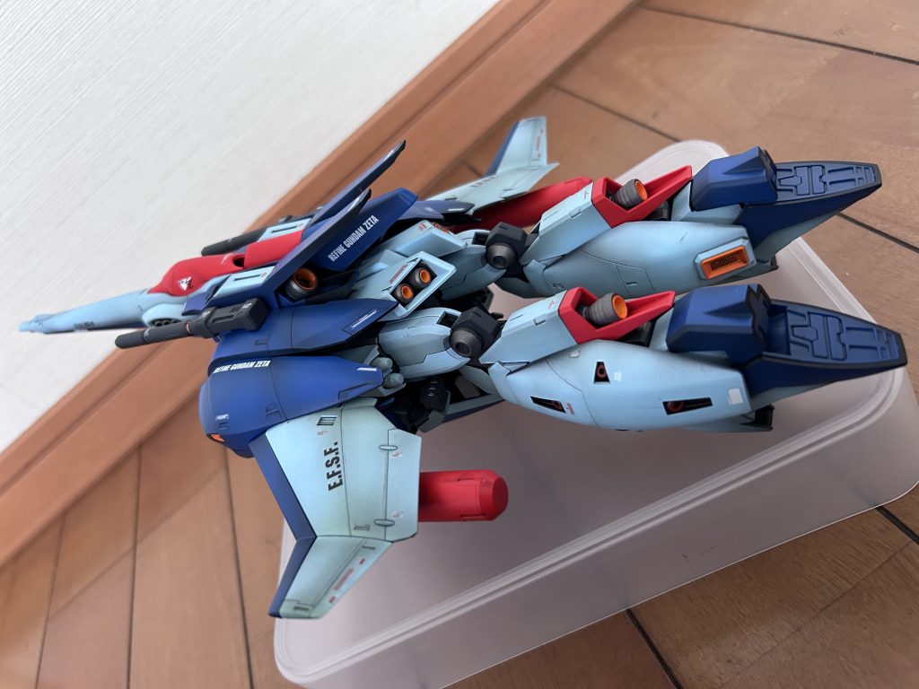 この形態もなかなかカッコいいですね。