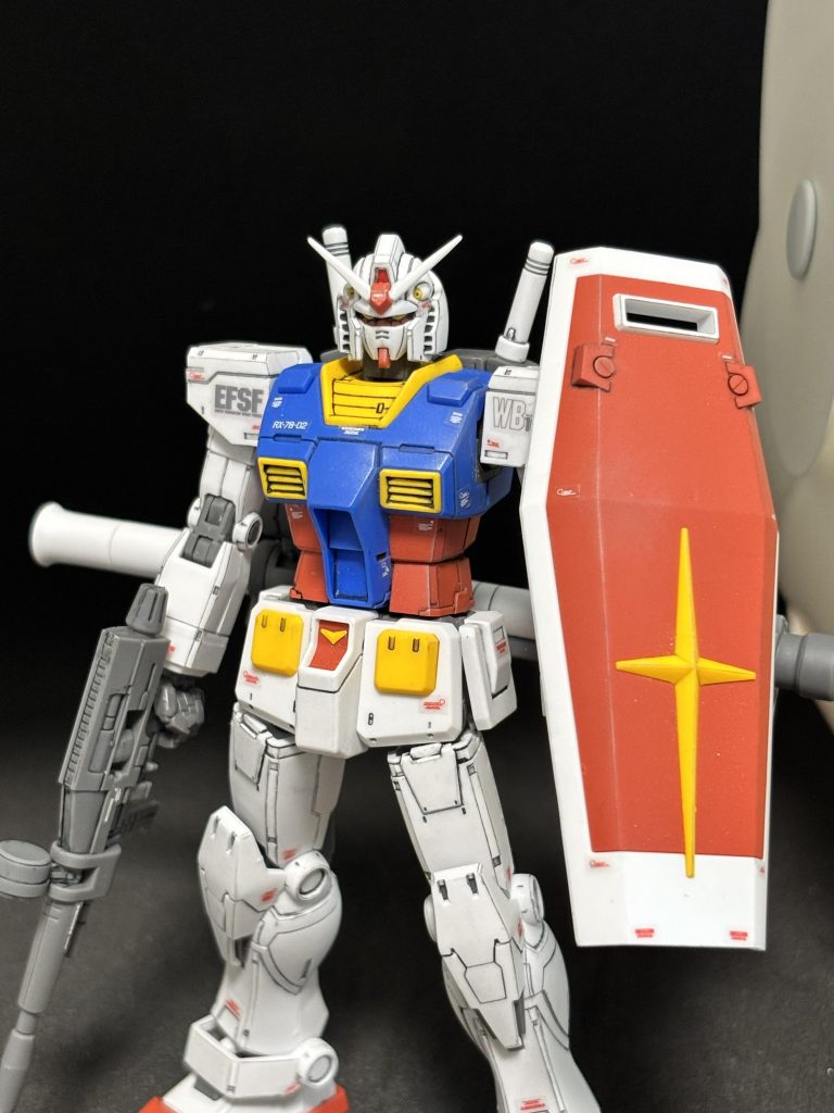 いやぁ… バンダイの技術力は世界一イイイイイって感じっすね。造形カッコいいっス