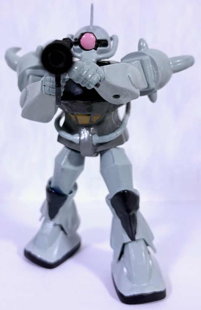 ザクバズーカもバッチリ装備できる。