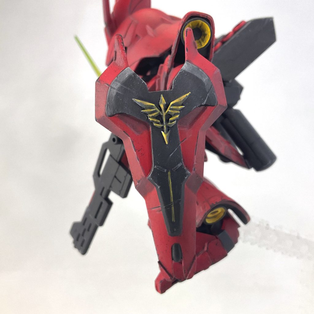 The symbol comes from the emblem pack, I tried painting it using non-metallic metal, but I still need a lot of practice.