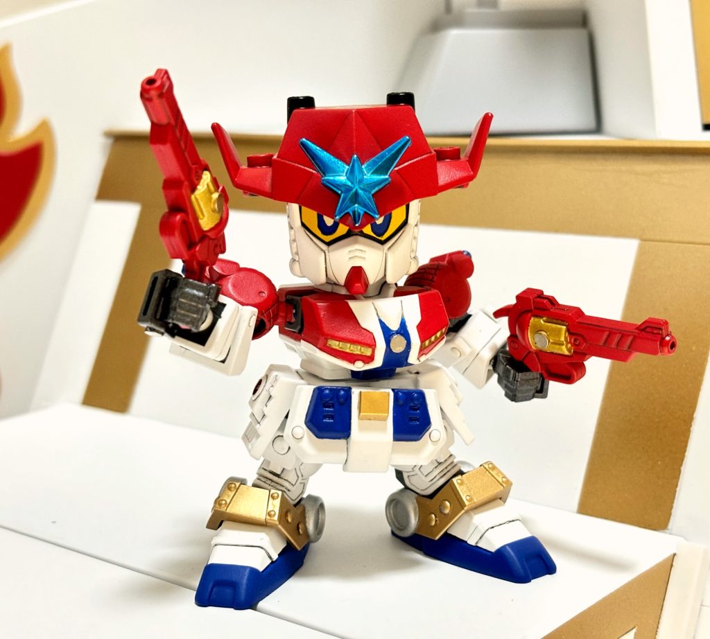 まずは軽装タイプから。拳銃(ツインパルサー)は今や絶版となったダンボール戦記プラモからのです。本体の芯にはレジェンドBB武者頑駄無を使用してます。