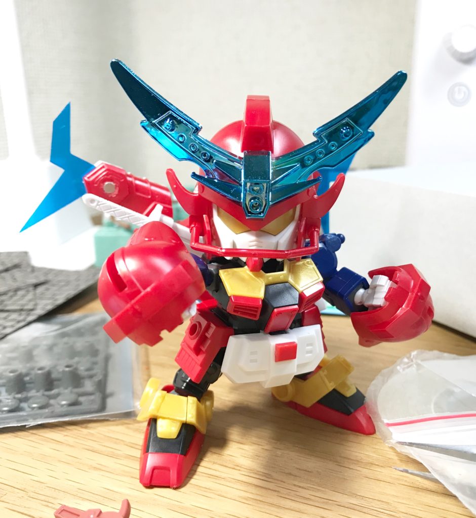 今回もレジェンドBBに当時キットのパーツを切り貼りしてます。