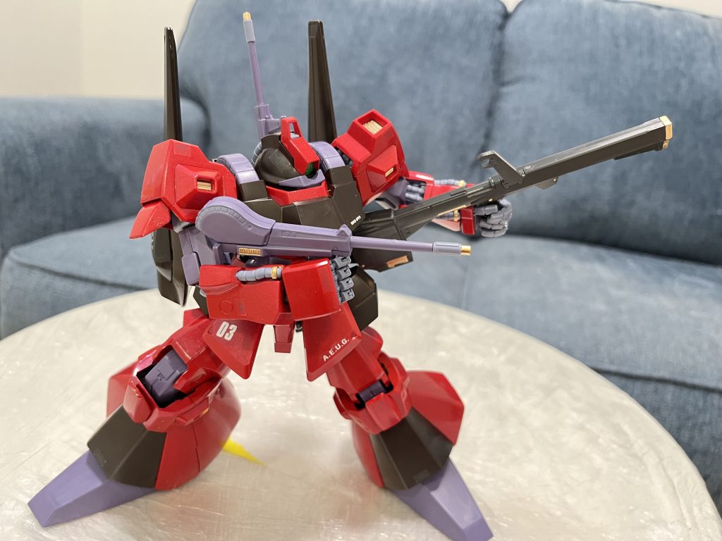 頑張るのは大尉だけではないことを教えてあげる！！　劇中ではクワトロ(シャア)が搭乗するときも全然赤い彗星の脅威がありませんでした。