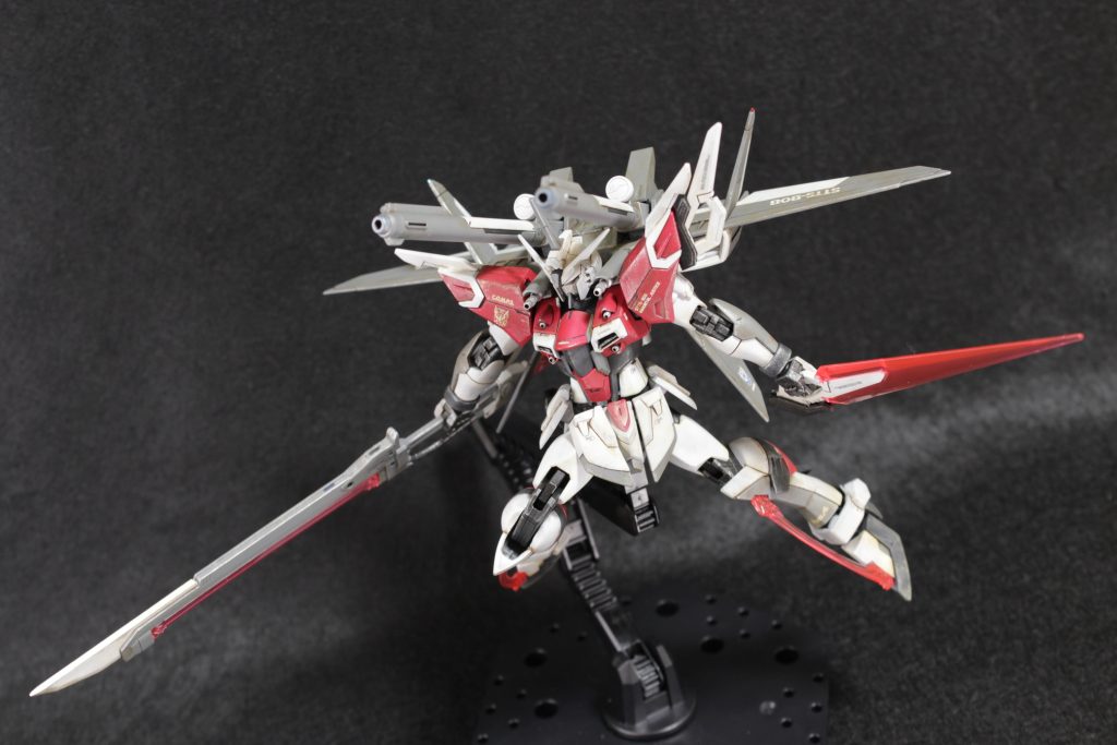 もちろん近接戦能力も健在です。むしろ対艦刀で強化されてます。