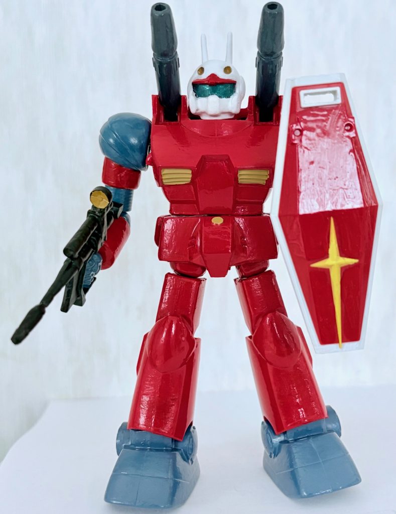 余談だが、小説版ファーストではガンキャノンもシールドを装備しており、このキットもリバイバル版のガンダムシールドが持たせられる。