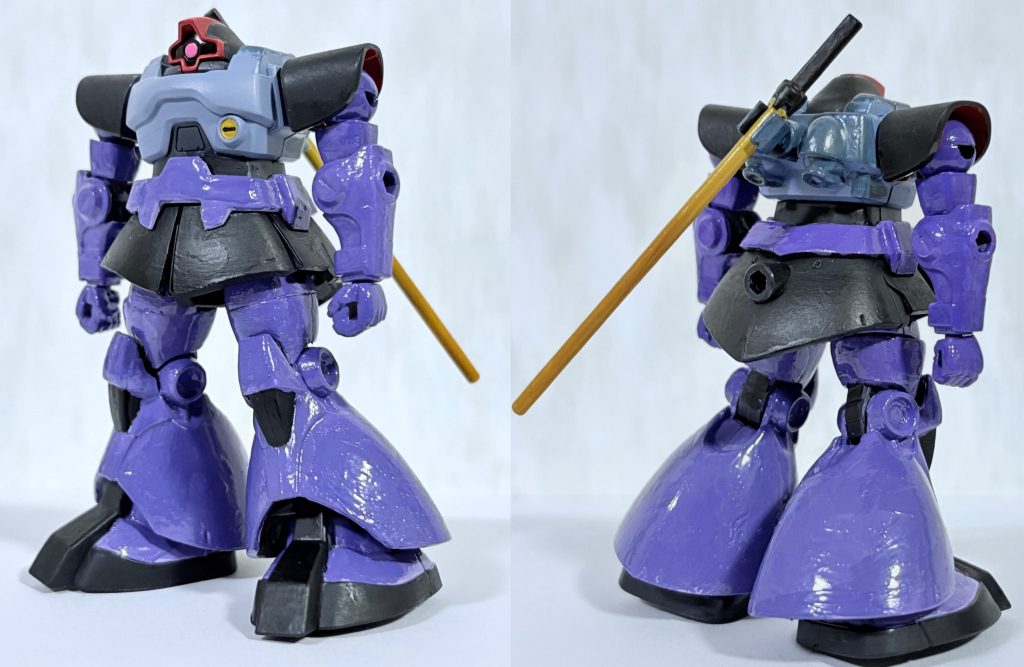 フロントビューとリアビュー。後ろのスカート部分にスタンド用の穴がある。