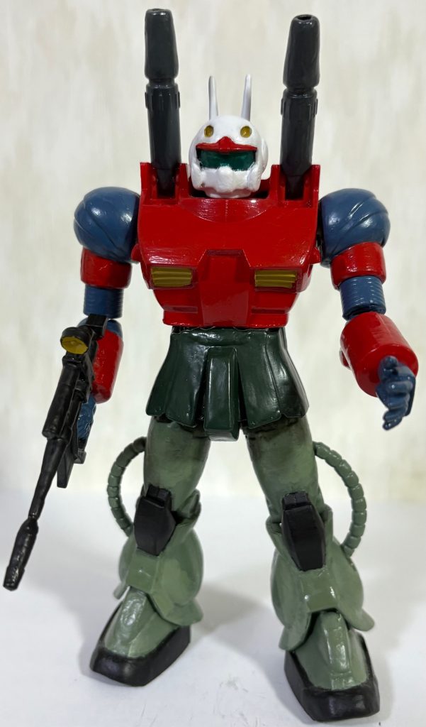 なお下半身をザクにすることも可能。ウェストが細すぎてキャノン砲を撃った反動で倒れそう・・・(gundam-kao5)