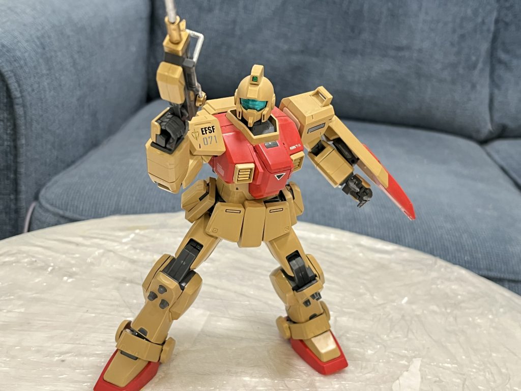 「敵発見！」設定は隊長機として「071」のマーキングにしました。劇中では07小隊が残される印象はサンダースをいじめるしかないのですが、彼らはどこかで奮戦していたこともあると思います。