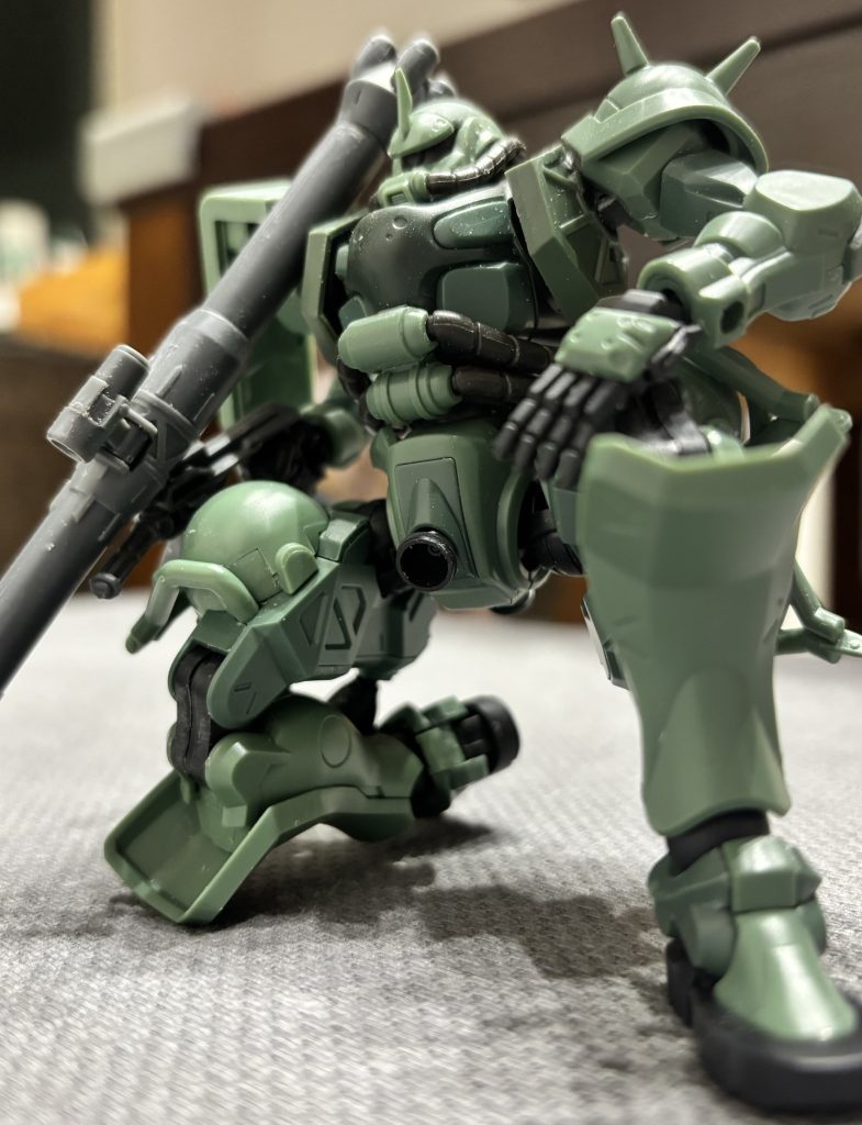 ザクGQ ぱち組みです😅