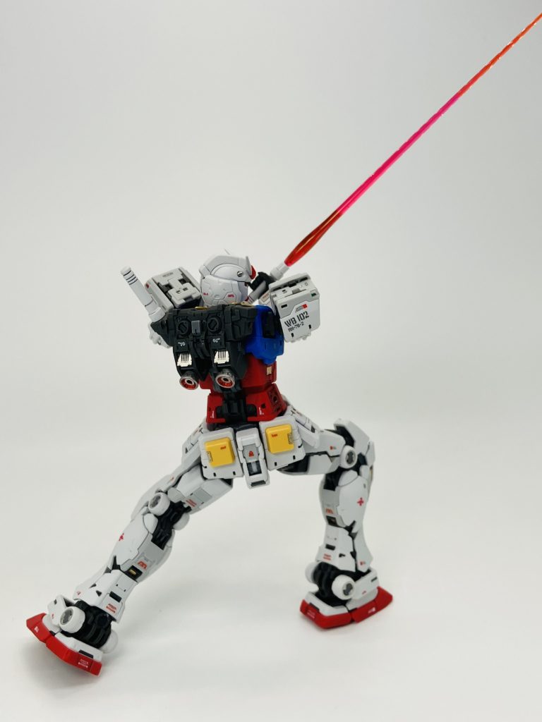 デニムのザクII(ガンキャノンでも🉑)のコックピットを狙う🎯