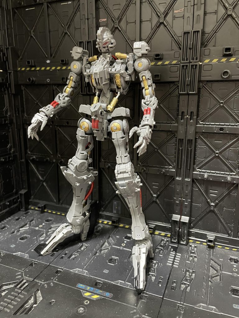 フレーム部分をちょいちょい部分塗装