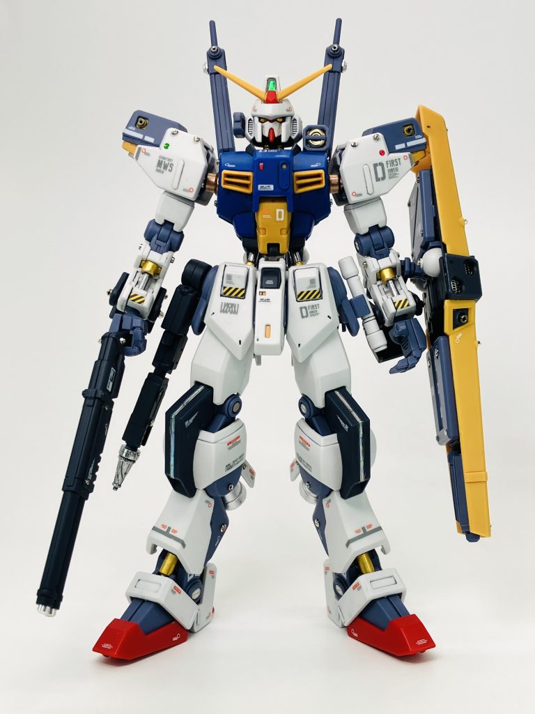 全身スキがあれば(?)、メタルパーツを😁また、内部フレームをはじめシリンダーモールドなどはメタリックマーカーで塗装、ハンドメイド感を出したくて🥴