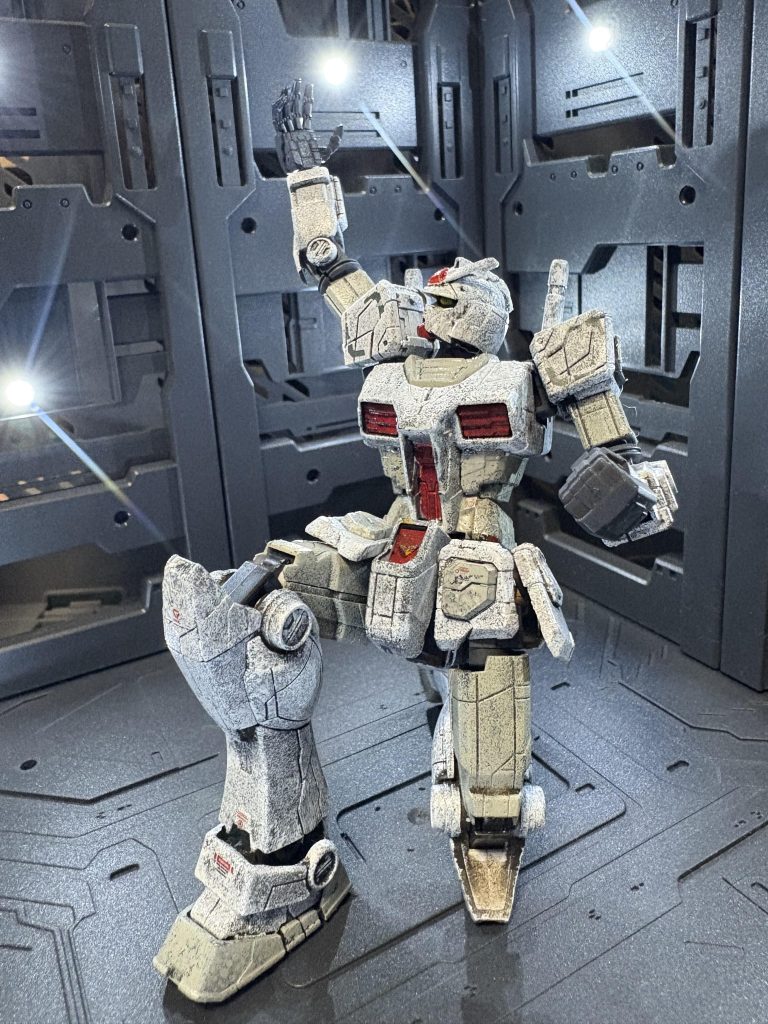 万博ガンダムさんポーズ本物を見たことがないので合っているのかわかりませんが!