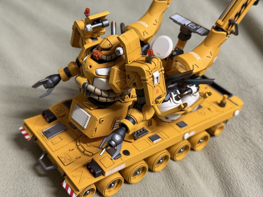 何も汚さない　方が　幸せ　というけど僕はきっと　満足　しない　はずだから現場仕事で汚れて無いのも不自然だし？そもそもの出来上がりが汚いからやればワンチャン誤魔化せるんじゃね？と言う下心から初めてのウェザリングにも手を出す事に。