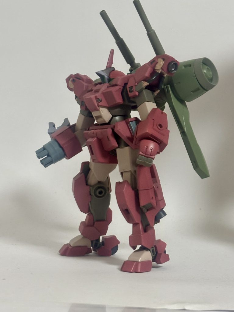 足首周りのボールジョイントに難ありな印象30MM機体と言ってもいいかもしれない感がありますね