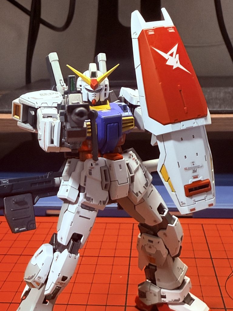 RG アムロ専用ガンダムMk-II–5枚目/制作者：甘宮