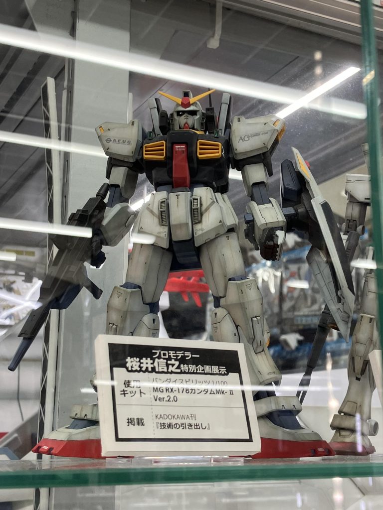 作品名：筆塗りと言う正解のない道へ<p>今日は映画を観た帰りに普段立ち寄らない小田急ハルク内のビックカ◯ラへ そうしたらサクライ総統の作例と清水圭さんの作例が❗️ 実はガンプラ再開したのも、ここ2年の事なので有名モデラーさんも塗装技術も知らなかったりする私σ( […]</p>
