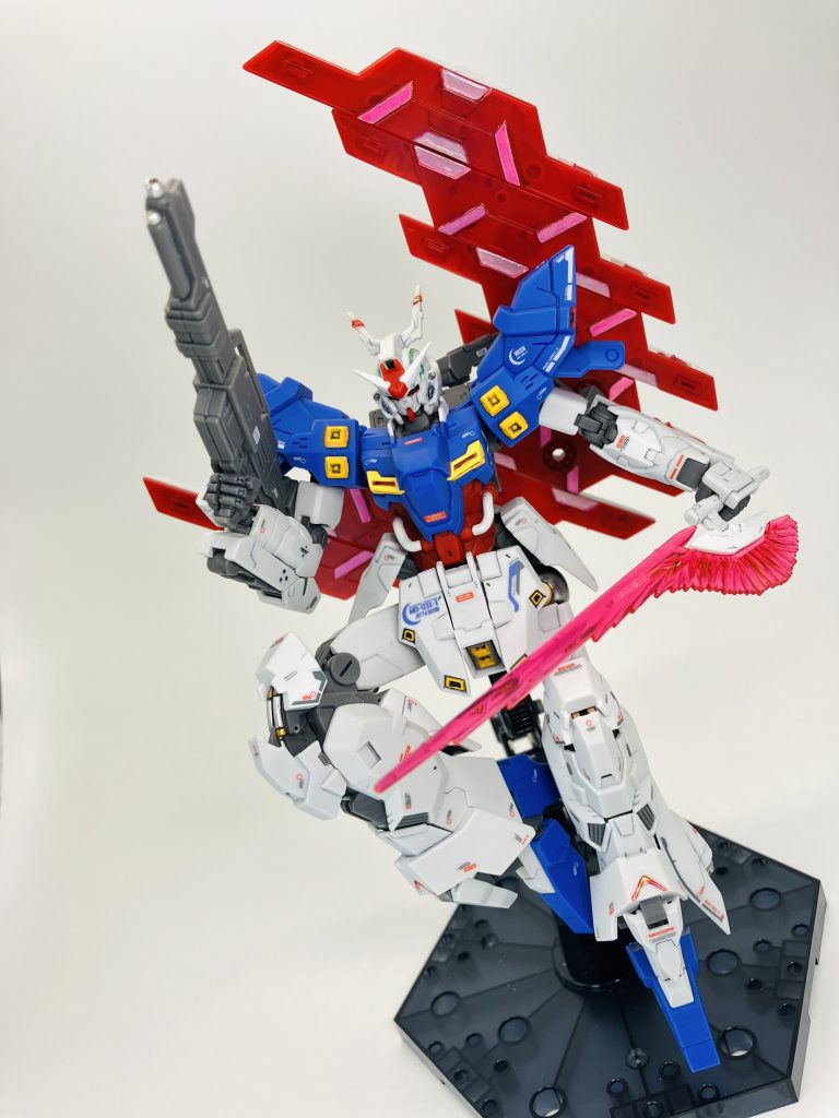 アンクルガードのVの意匠もオーロラデカール&レジン😉