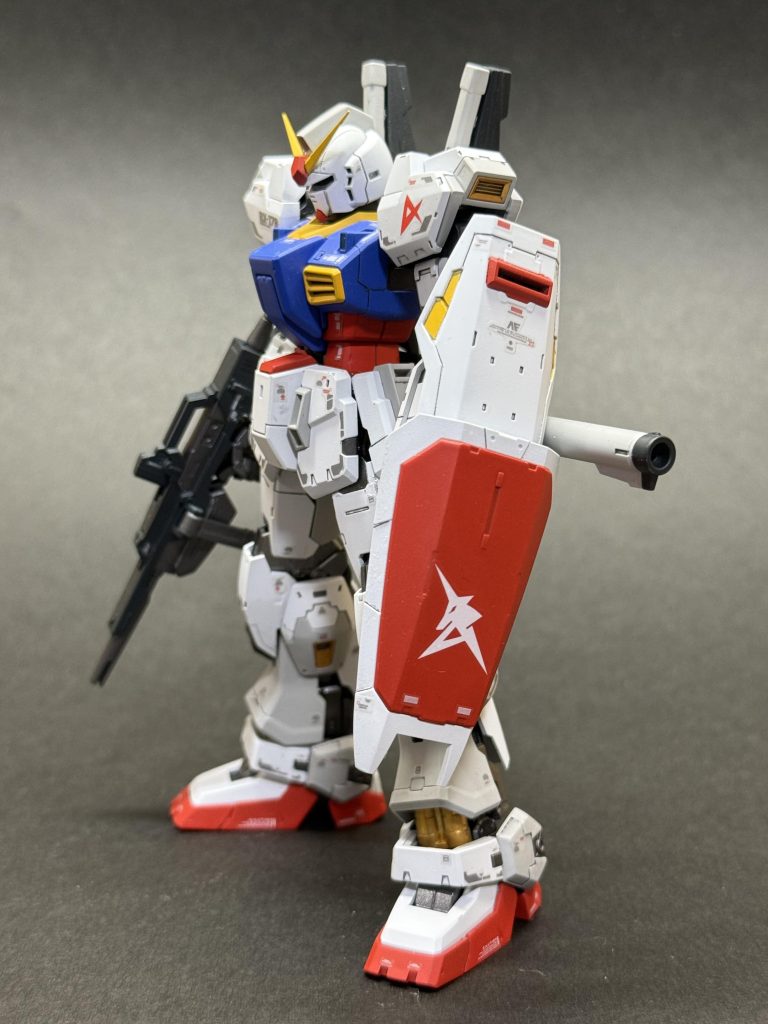 RG アムロ専用ガンダムMk-II–3枚目/制作者：甘宮