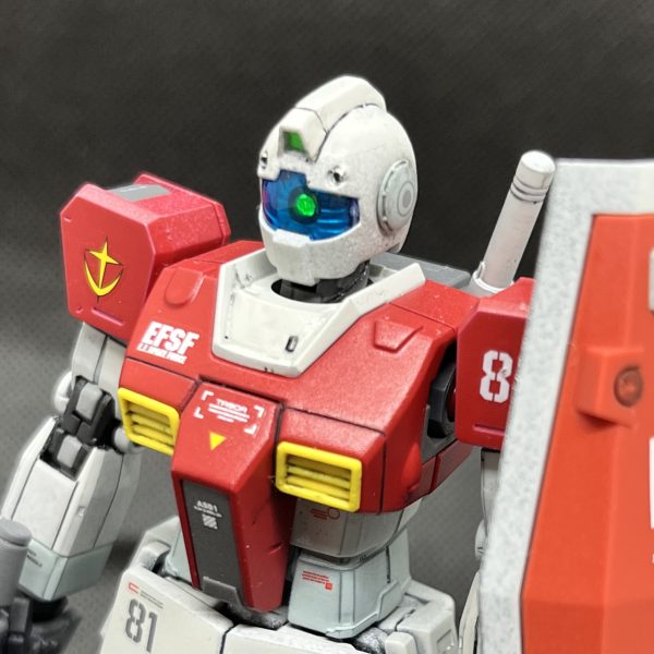 HGUC 素ジム (ミキシング、電飾、全塗装)