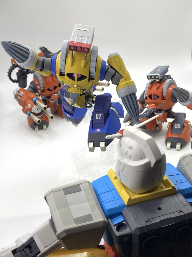 オルテガ！マッシュ！モビルスーツにアッグストリームアタックを仕掛けるぞ！