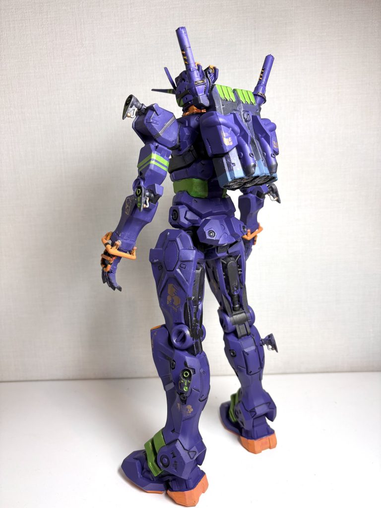 ガンダム初号機カラー–3枚目/制作者：@tsumass2