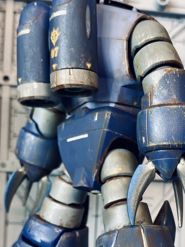 ズゴックは汚し甲斐がありますね。