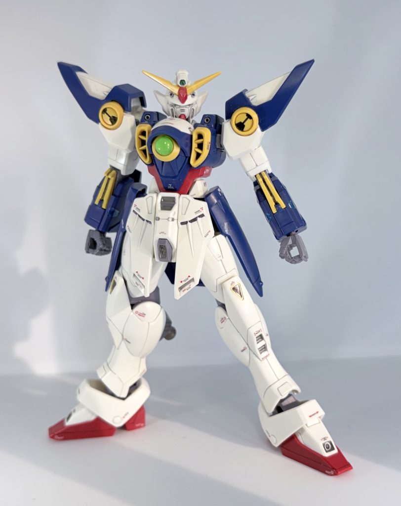 下半身にデカールが貼れて…