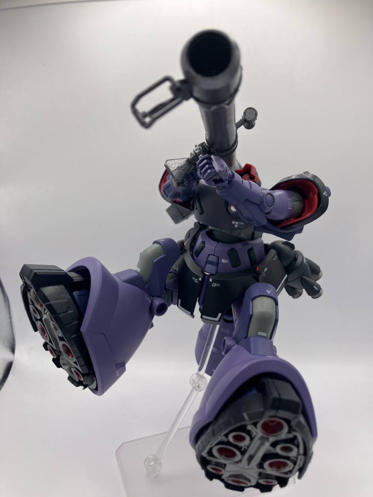 腕が前に曲げられるのが秀逸です