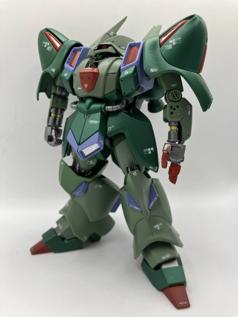 …実はトップコートはホームセンターの使ってます。安いので。ほんとはいいやつ使ったほうがいいのかもしれないけど。