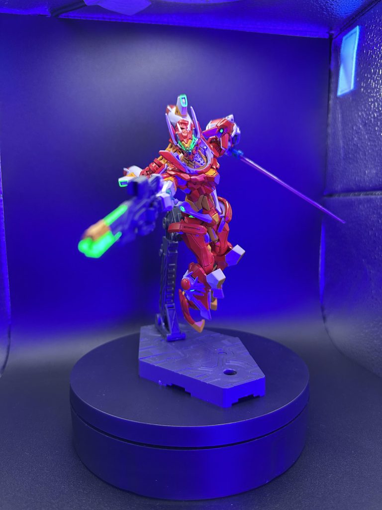 マスキングでの塗り分け頑張りました。