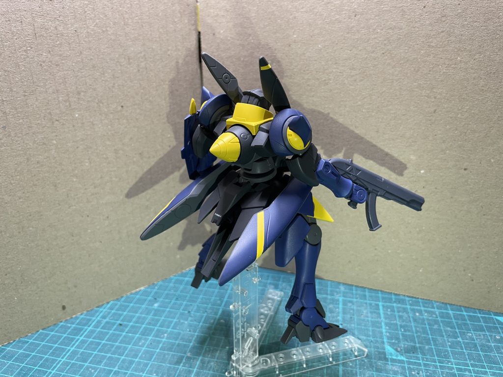 適当に黄色のラインを入れてみました。