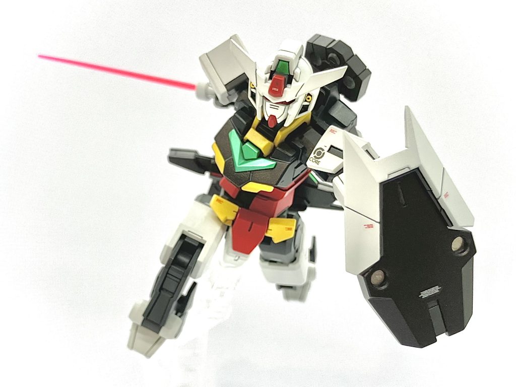 全体的な改修・スジ掘りで新規モールドを色んな場所に追加しました。・全身に計20個以上の磁石を埋め込んだので、付属品やアーマーをスムーズかつ強固に脱着できます。