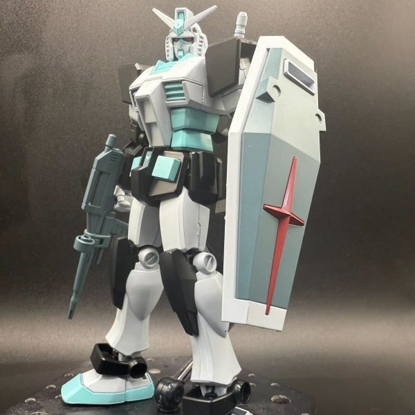 EG RX-78-2 ガンダム （初音ミクカラー）