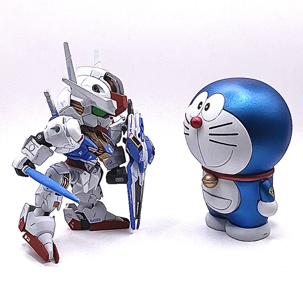 バンダイから出てるEGドラえもんと良いサイズ感。